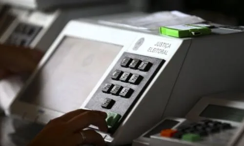 Partidos têm até o dia 15 para registrarem candidaturas nos tribunais